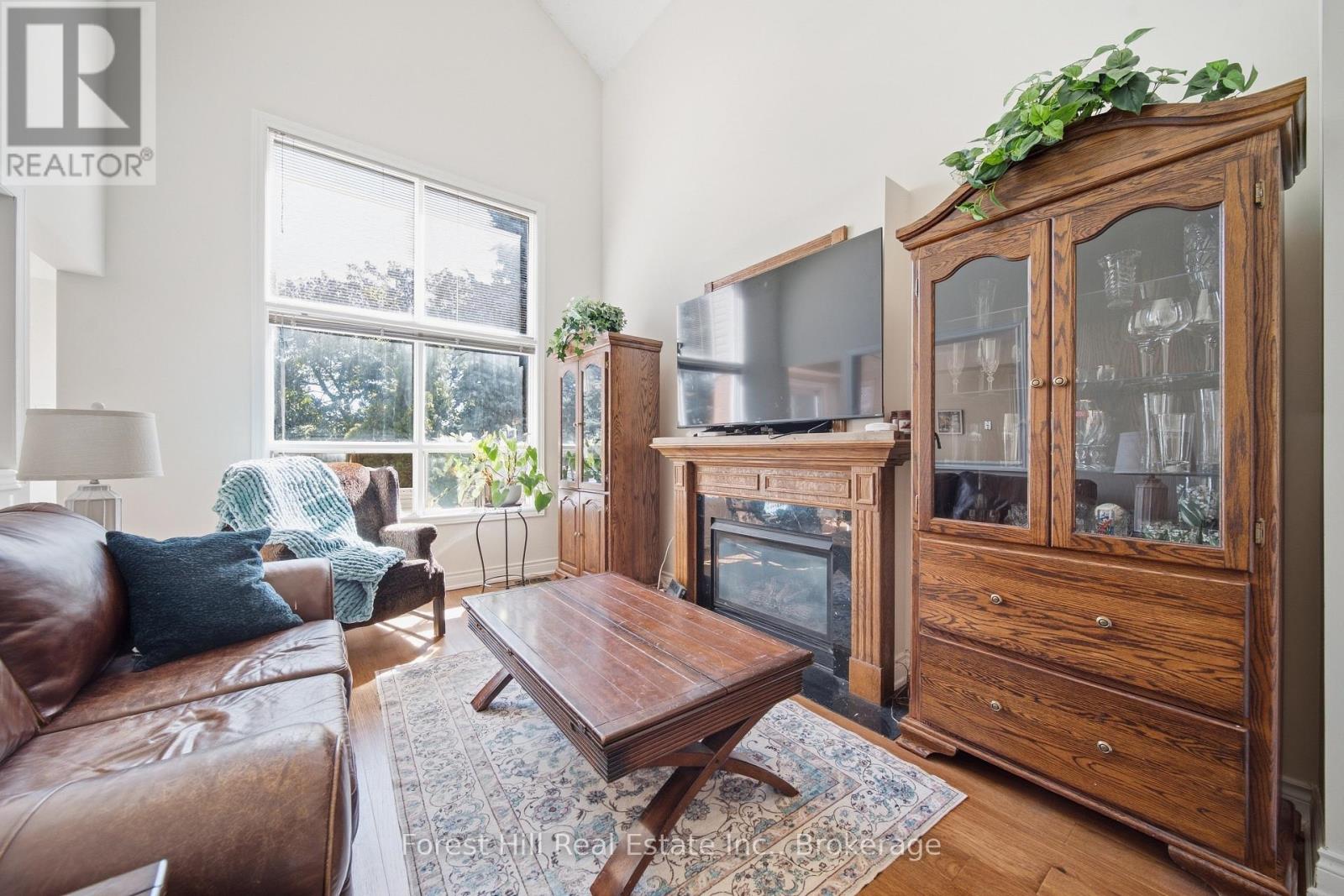 65 HEATHFIELD CRESCENT - Image 10