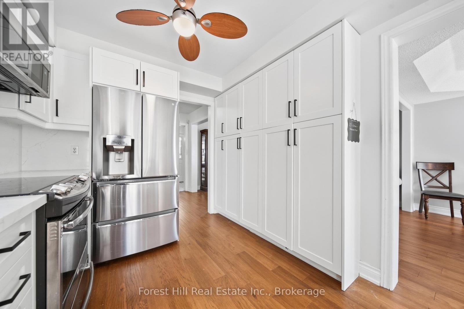 65 HEATHFIELD CRESCENT - 16