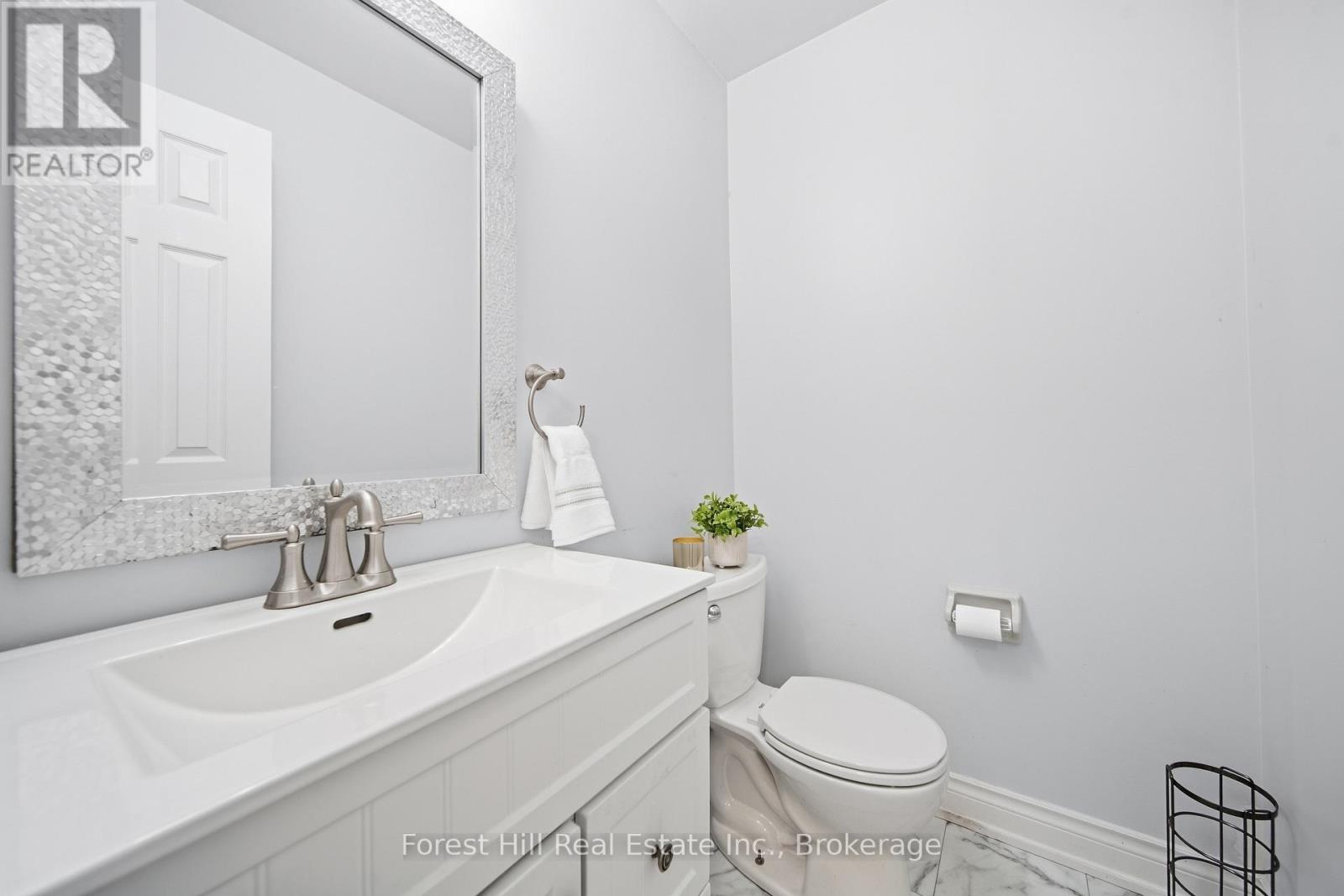 65 HEATHFIELD CRESCENT - 18