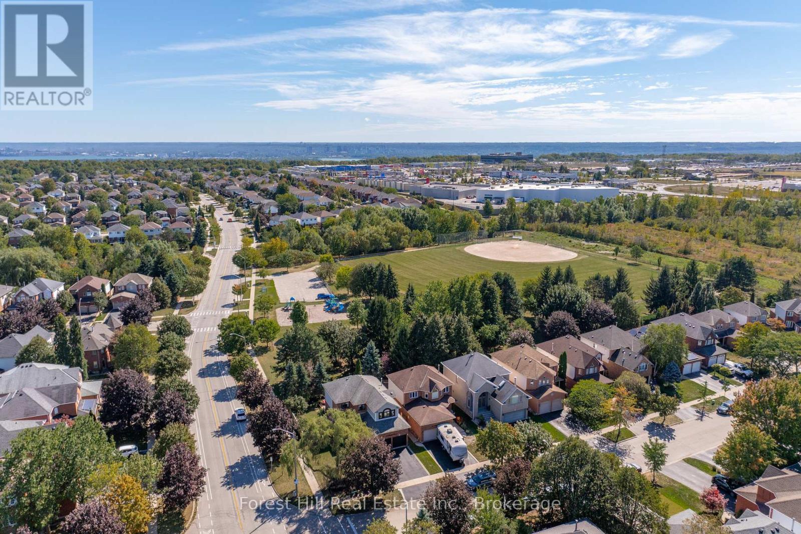 65 HEATHFIELD CRESCENT - 37