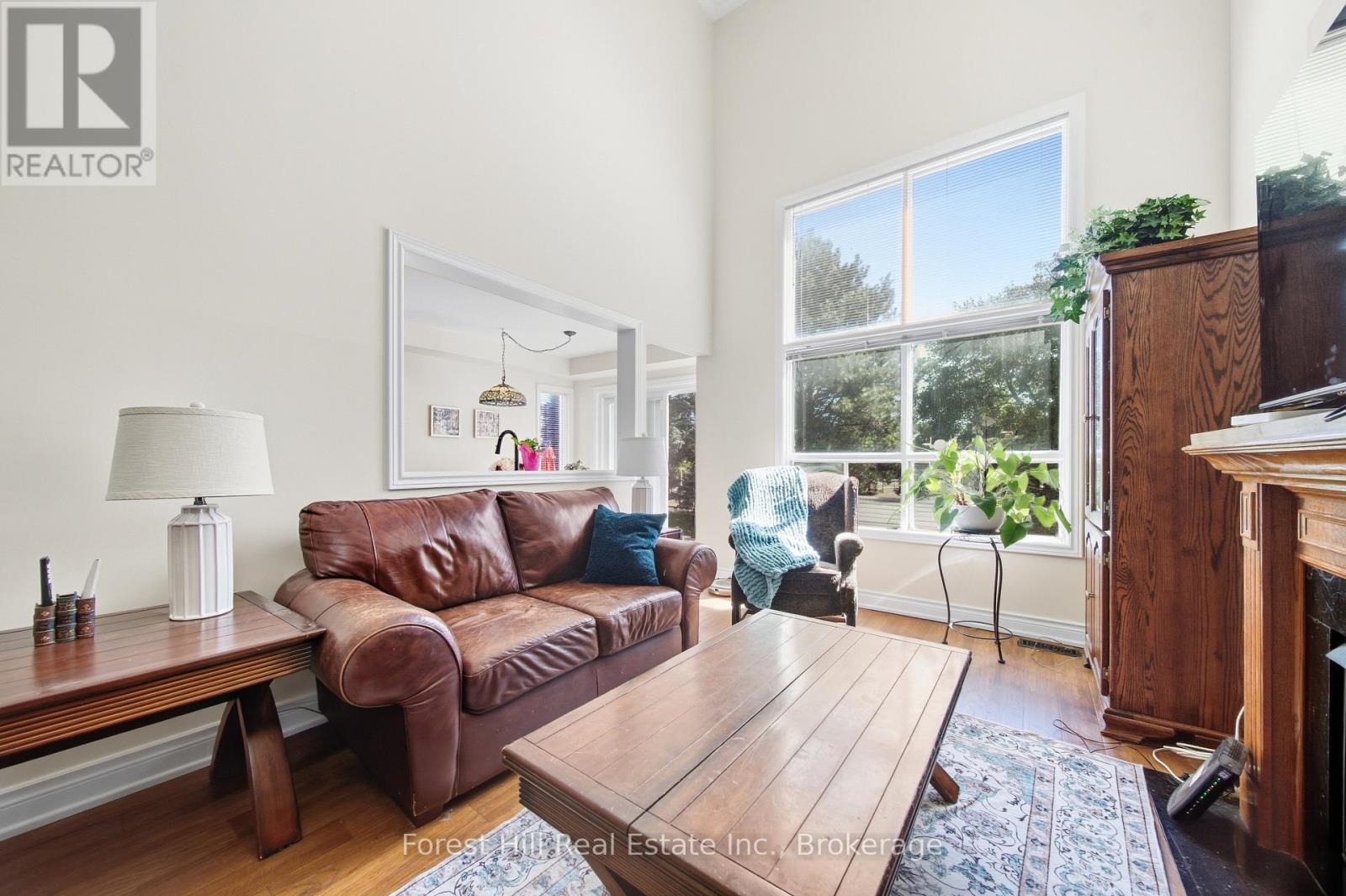 65 HEATHFIELD CRESCENT - Image 9