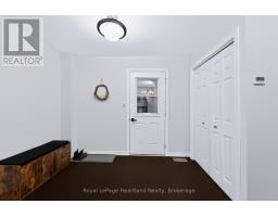 Bathroom - 54 Trafalgar Street, Goderich), ON N7A1T4 Photo 10