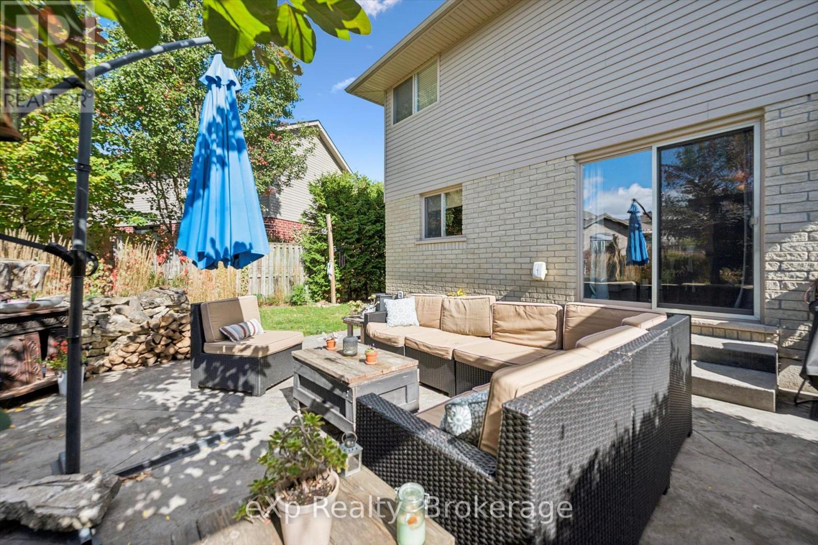 128 KEATING DRIVE - 44