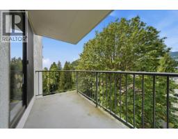 802 1745 Esquimalt Avenue, West Vancouver, BC V7V1R7 Photo 11