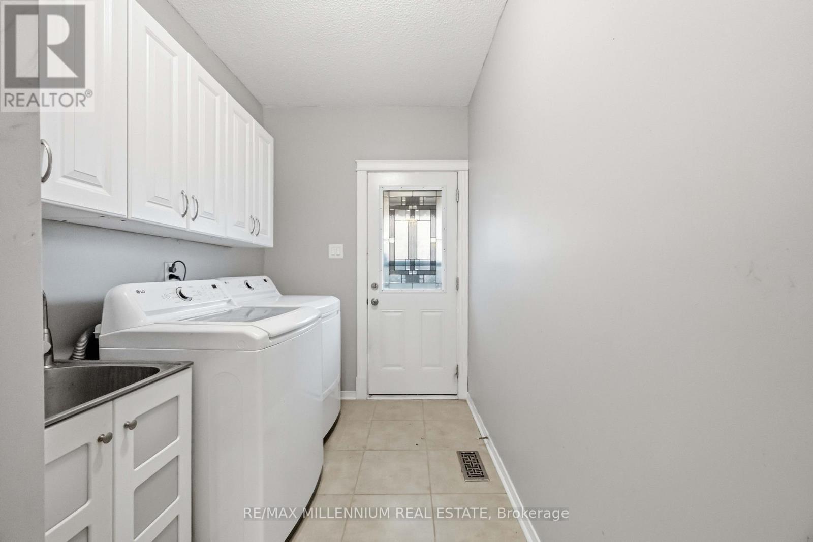 113 Glenabbey Drive, Clarington, ON photo 14