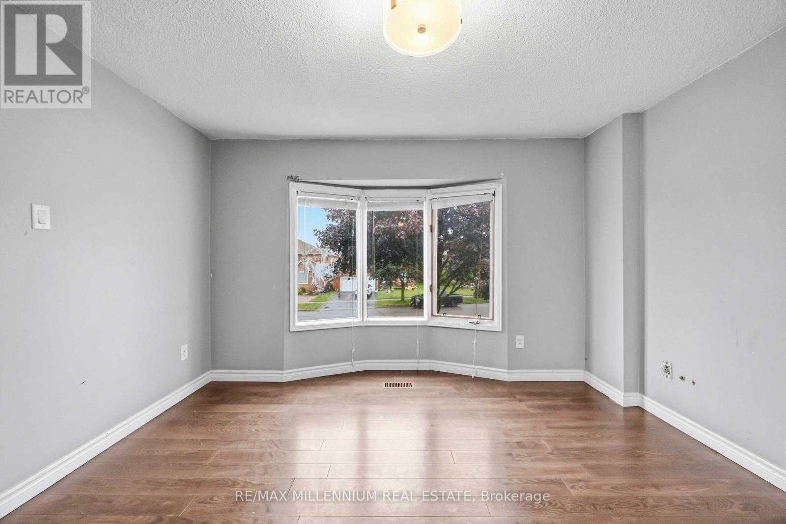 113 Glenabbey Drive, Clarington, ON photo 24