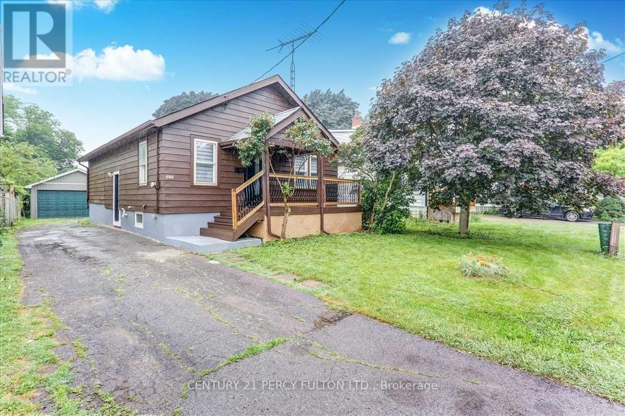 Main- 212 Burk Street, Oshawa, ON photo 1