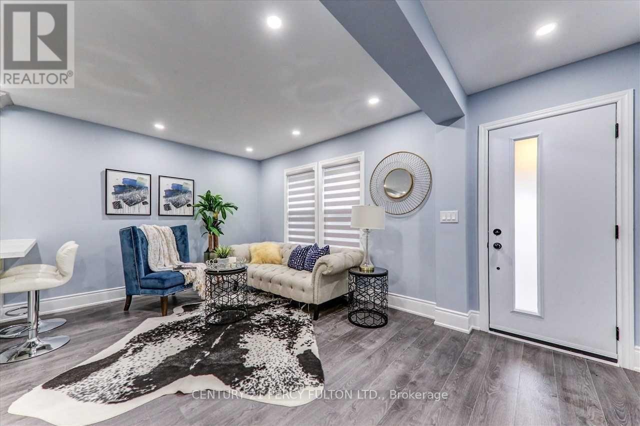 Main- 212 Burk Street, Oshawa, ON photo 8
