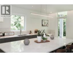 Eat in kitchen - 560 Werni Court, Waterloo, ON N2V2S7 Photo 17