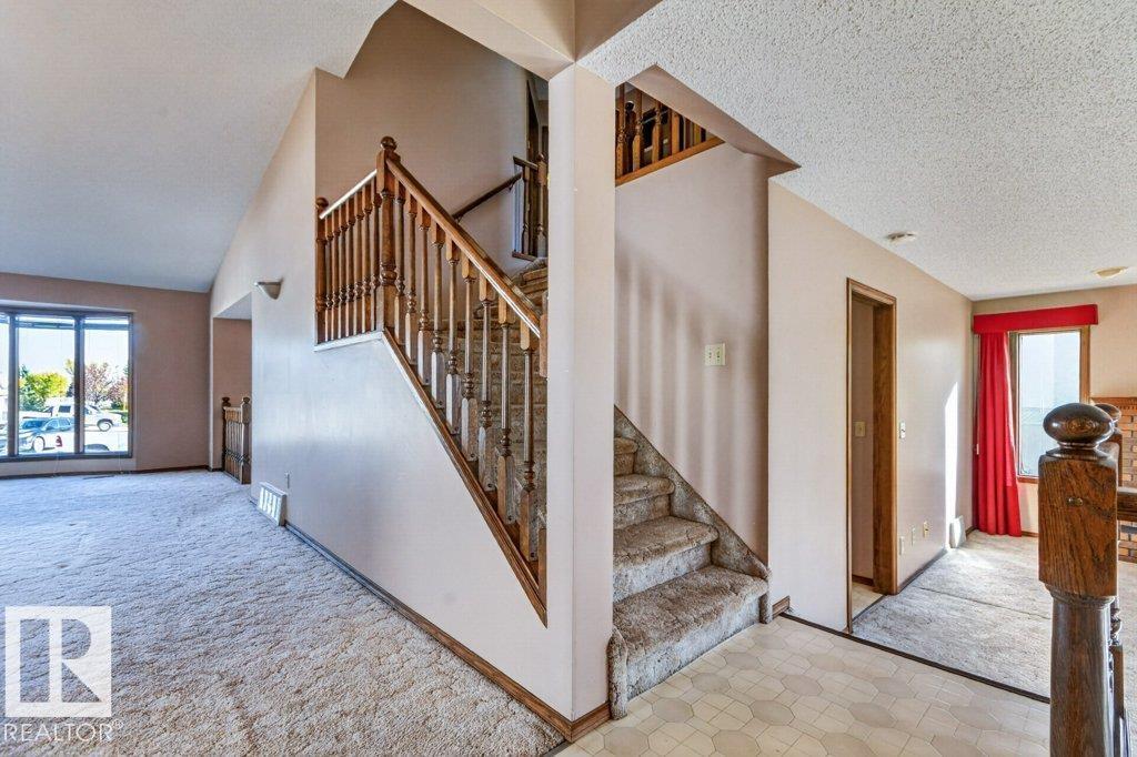 Hillview, Hillview — photo 22 of 30: Property photo