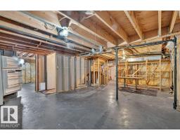 3740 60 St Nw, Edmonton, AB T6L6E9 Photo 32