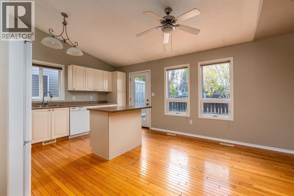 3404 65 Avenue - 5