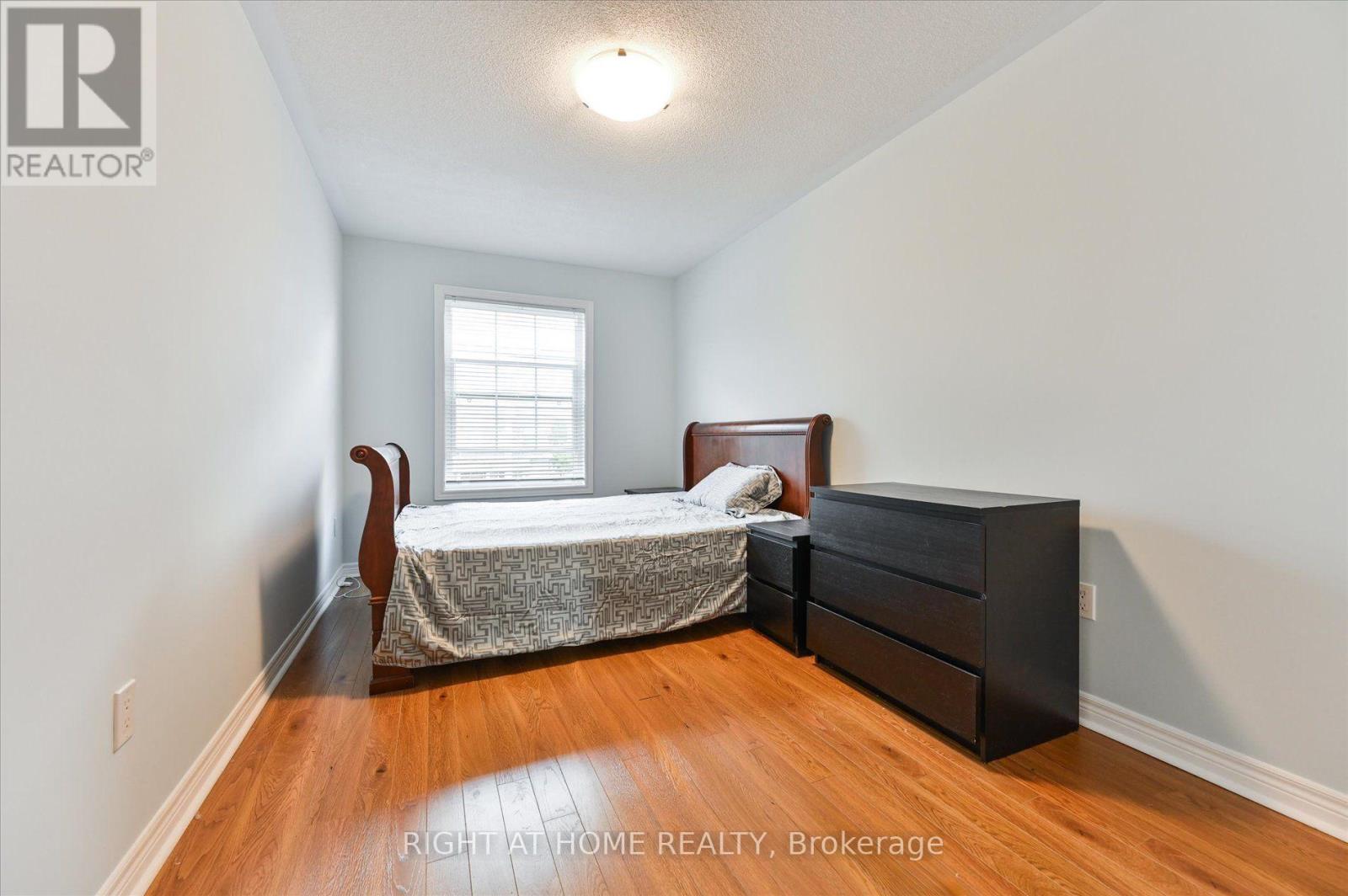 10490 VICTORIA SQUARE BOULEVARD - 19