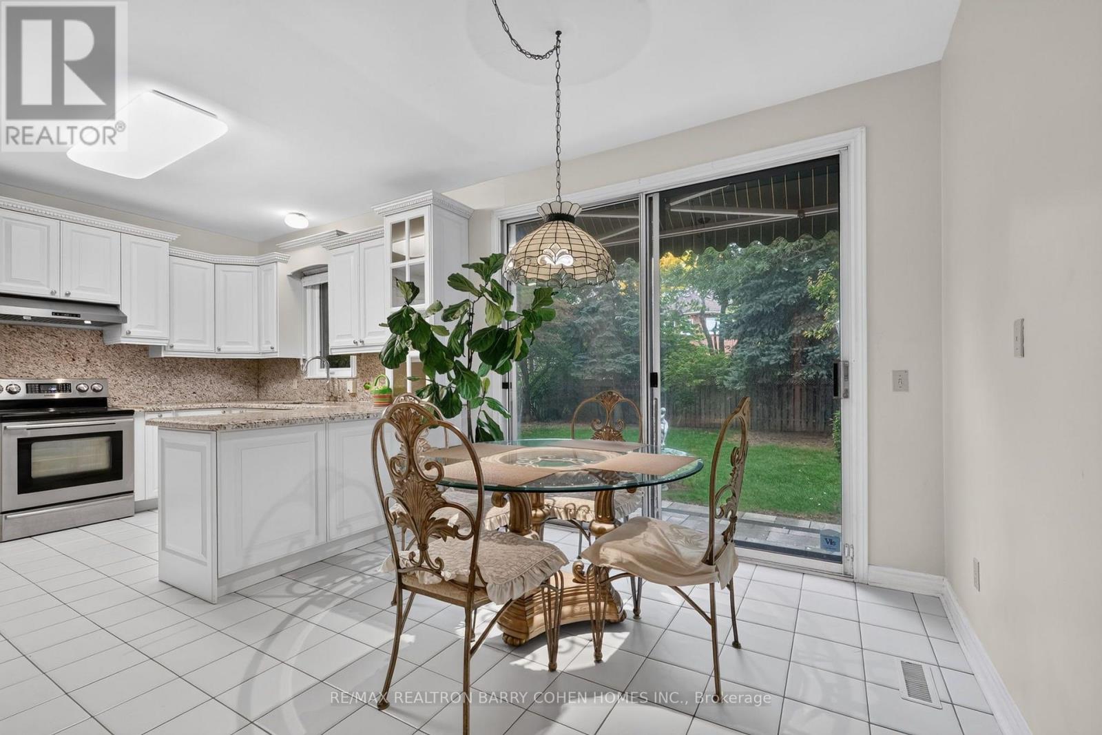 50 Oakhurst Drive, Vaughan, ON photo 5