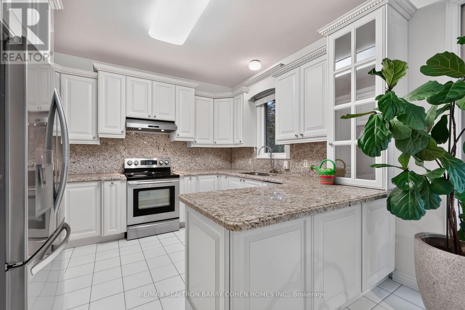 50 Oakhurst Drive, Vaughan, ON photo 6