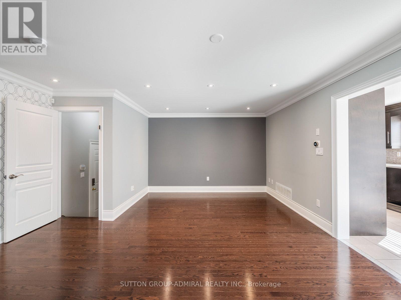 38 Orion Avenue, Vaughan, ON photo 10