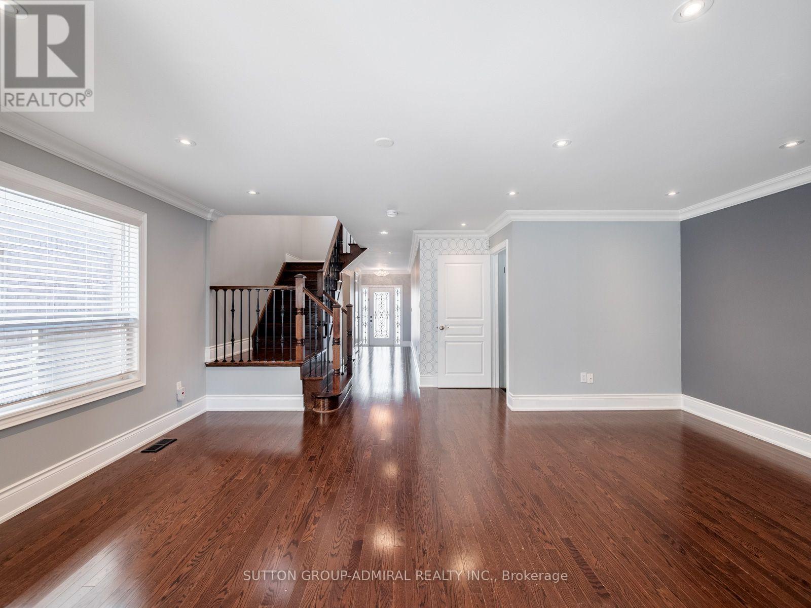 38 Orion Avenue, Vaughan, ON photo 11