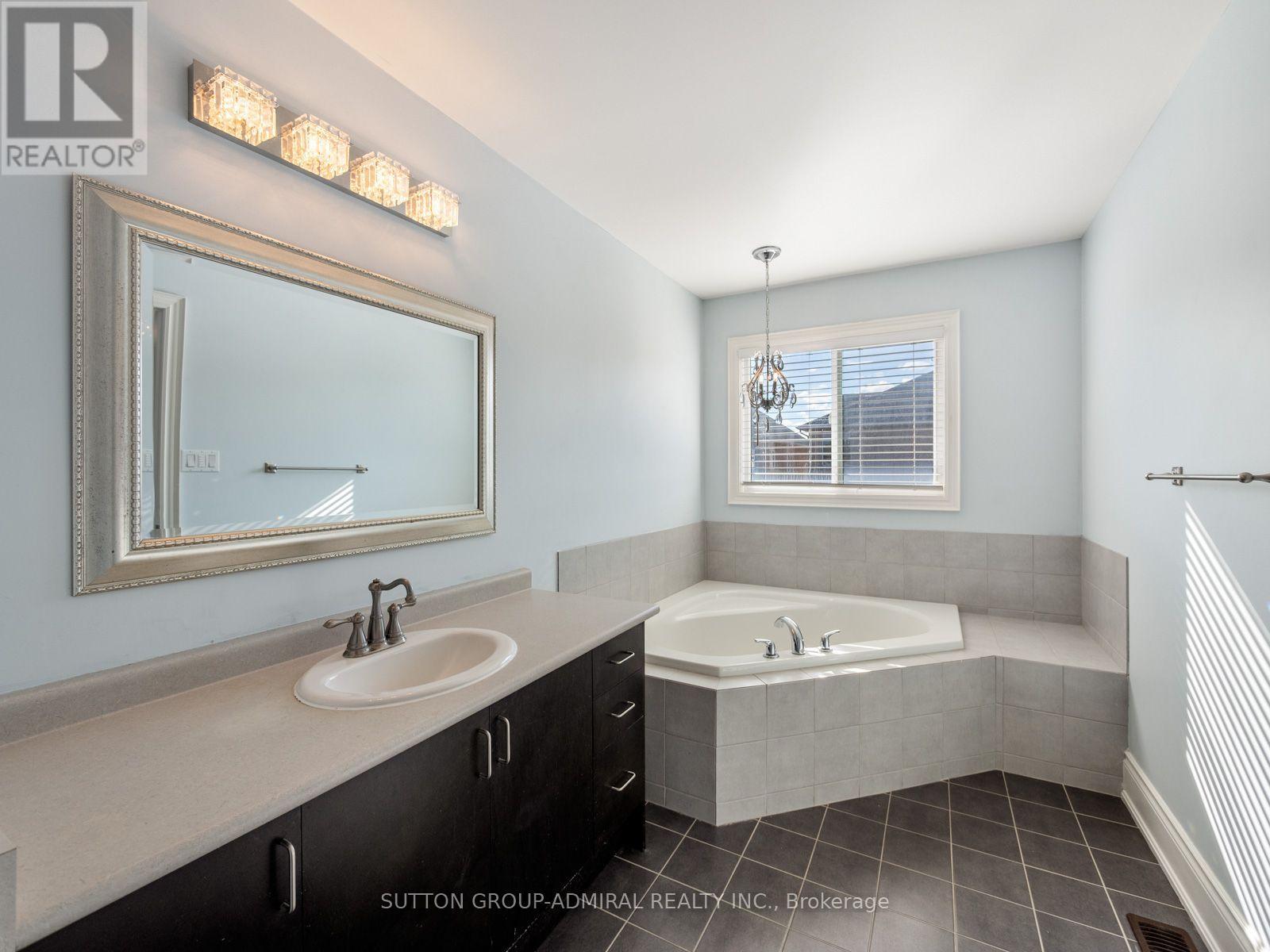 38 Orion Avenue, Vaughan, ON photo 27
