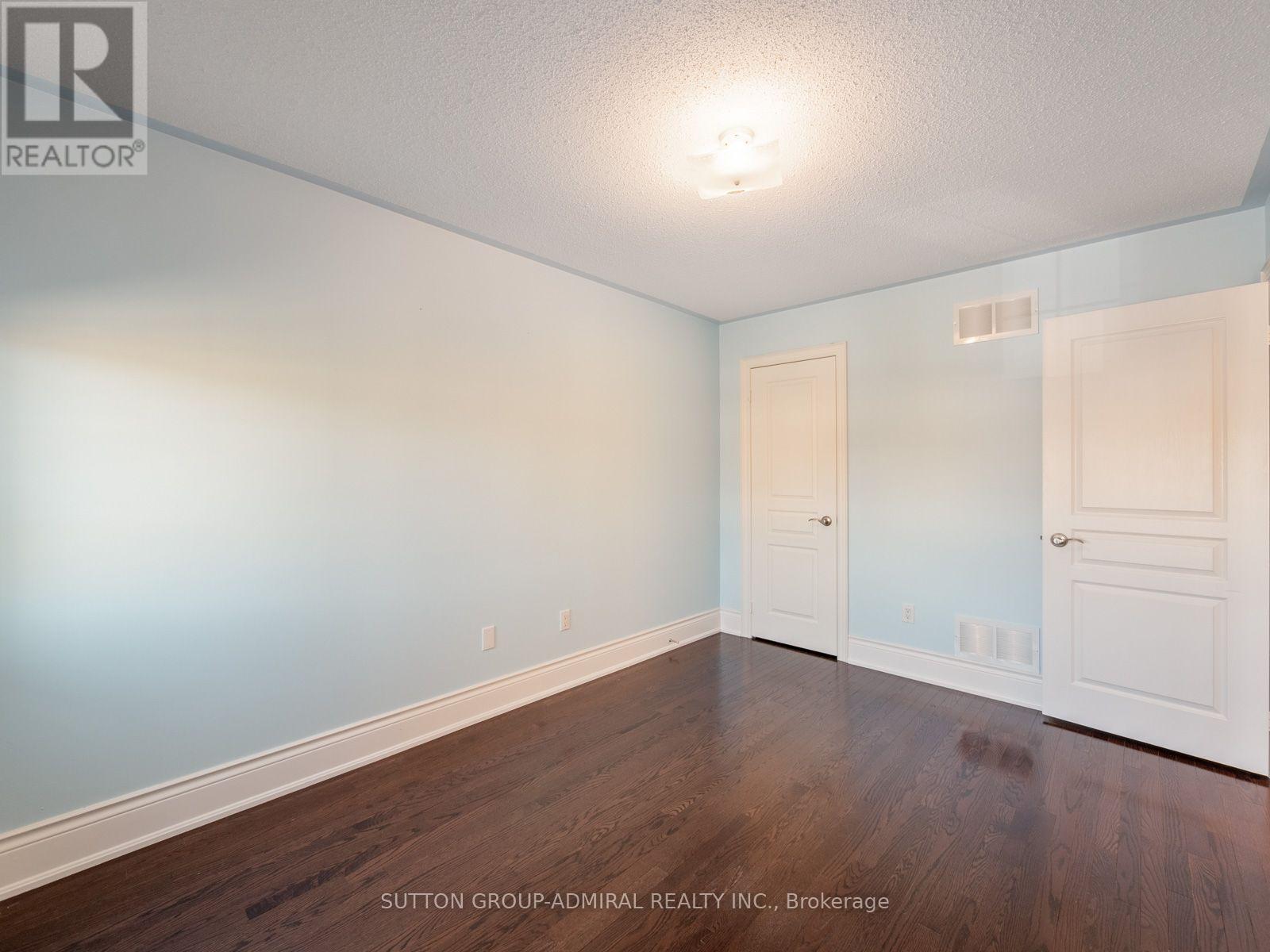 38 Orion Avenue, Vaughan, ON photo 32