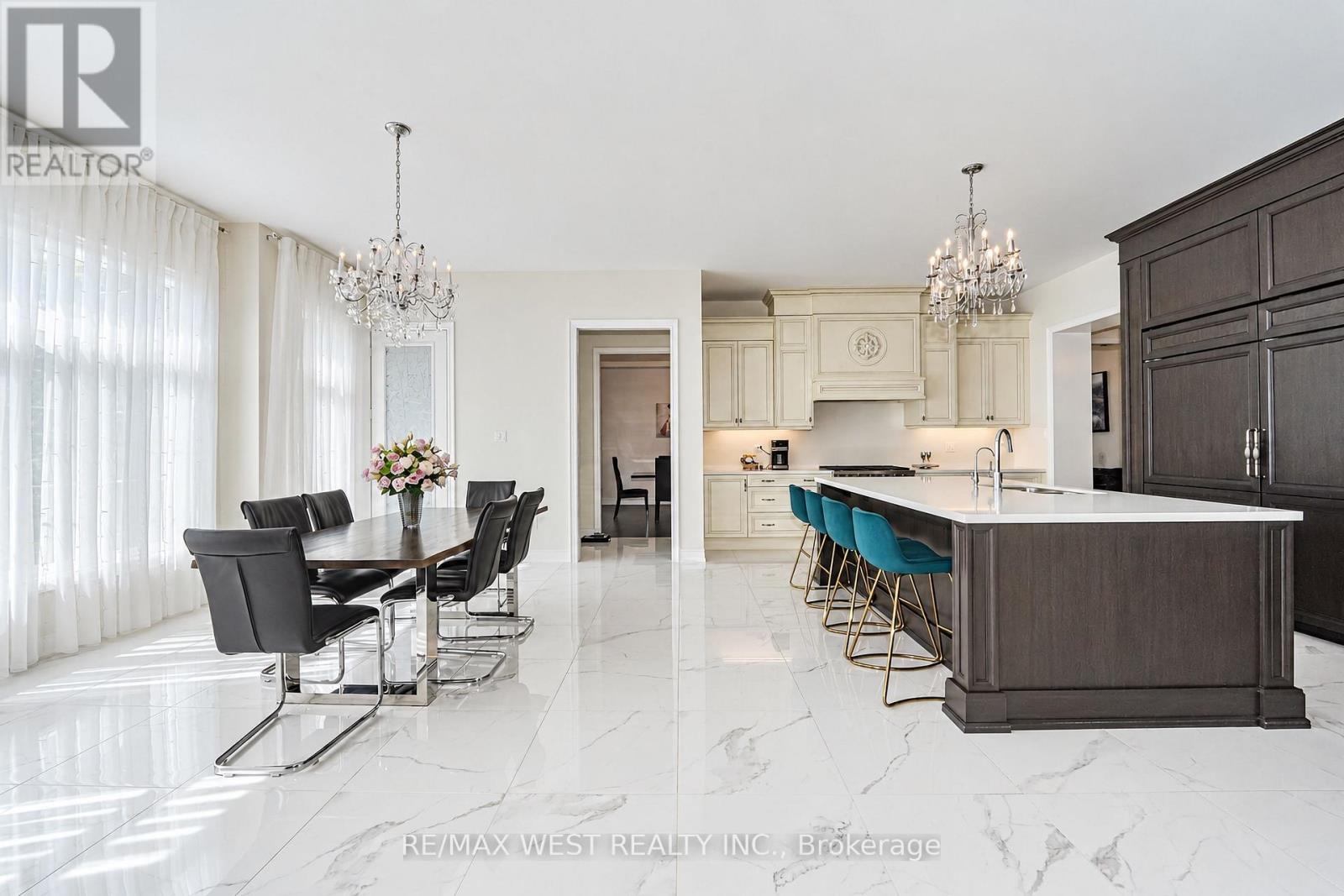23 MACMURCHY AVENUE - 5