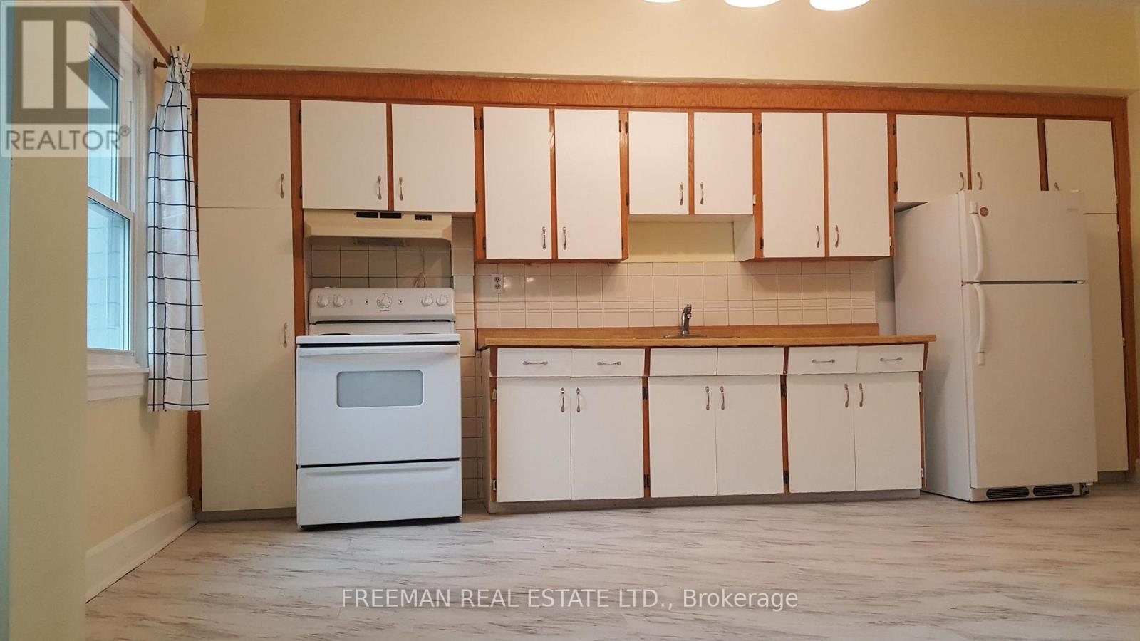 203 Fairview Avenue, Toronto, ON photo 7
