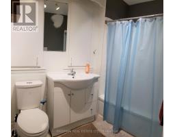 203 Fairview Avenue, Toronto, ON M6P3A6 Photo 13