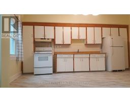 203 Fairview Avenue, Toronto, ON M6P3A6 Photo 7