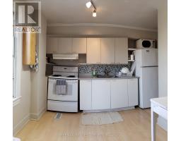 203 Fairview Avenue, Toronto, ON M6P3A6 Photo 9