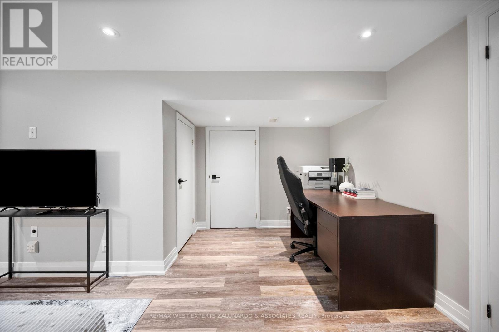 56 Roxaline Street, Toronto, ON photo 39