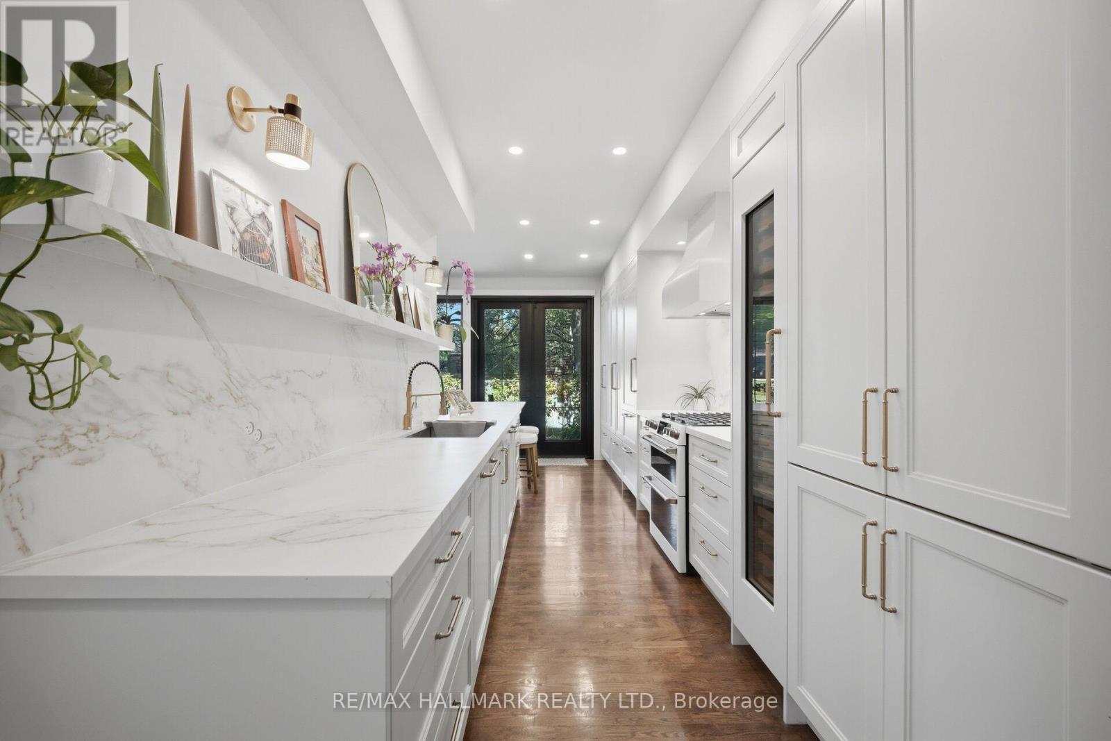 22 PRETORIA AVENUE - Image 9