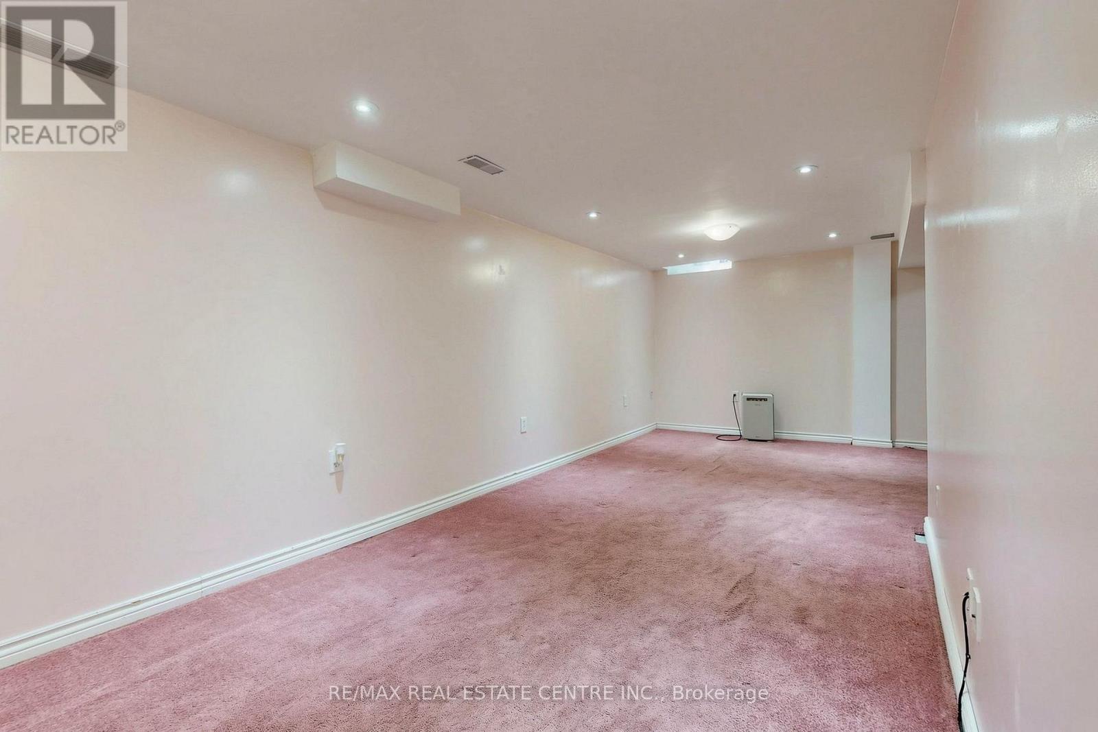 1 HAWKINS COURT - Image 29