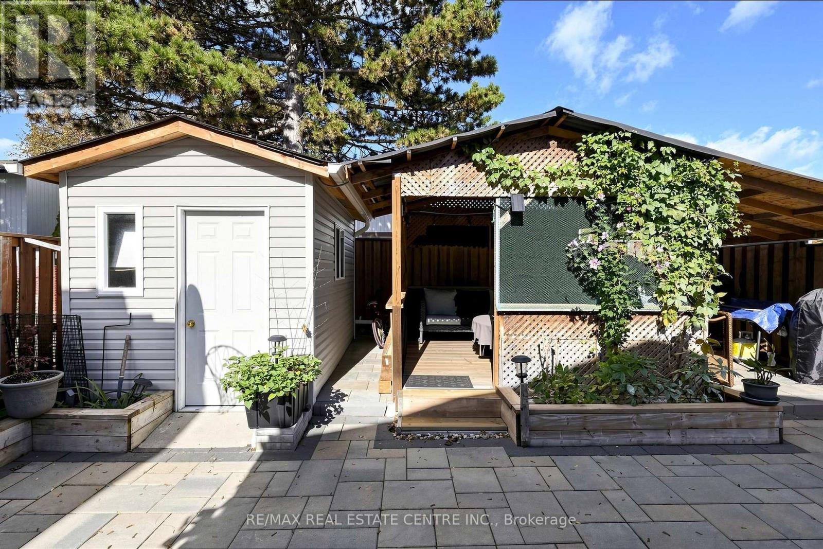 1 HAWKINS COURT - Image 43