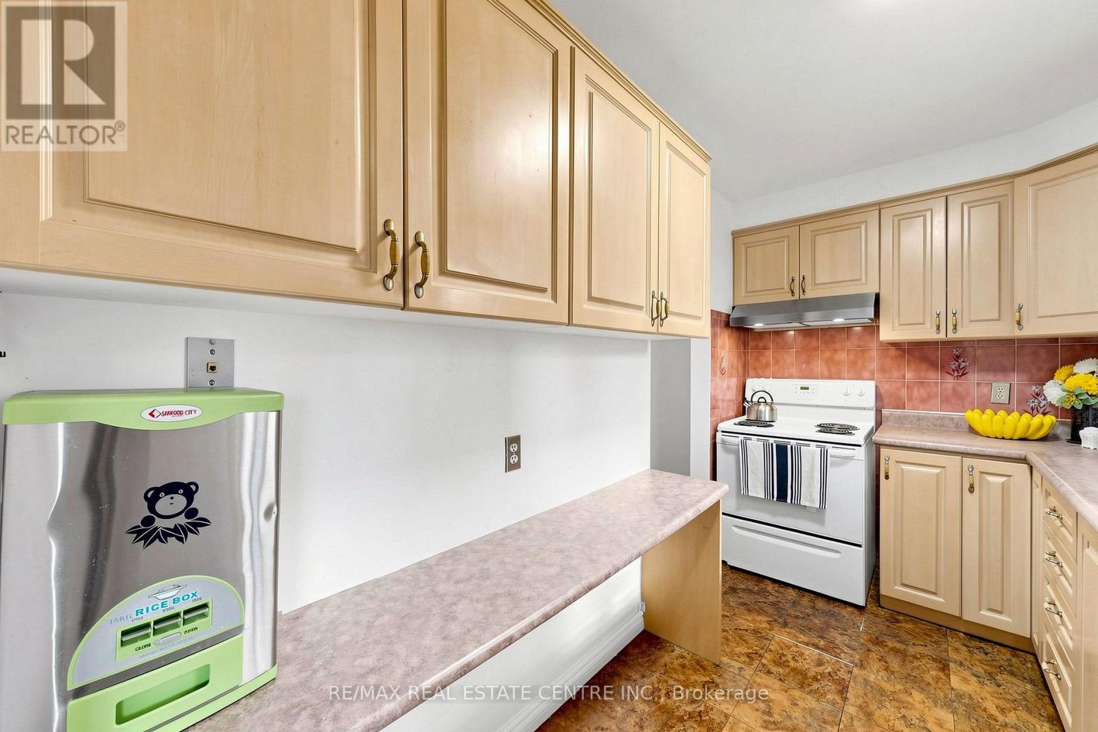 1 HAWKINS COURT - Image 10