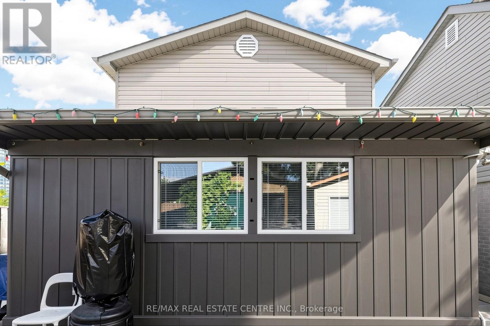 1 HAWKINS COURT - Image 38