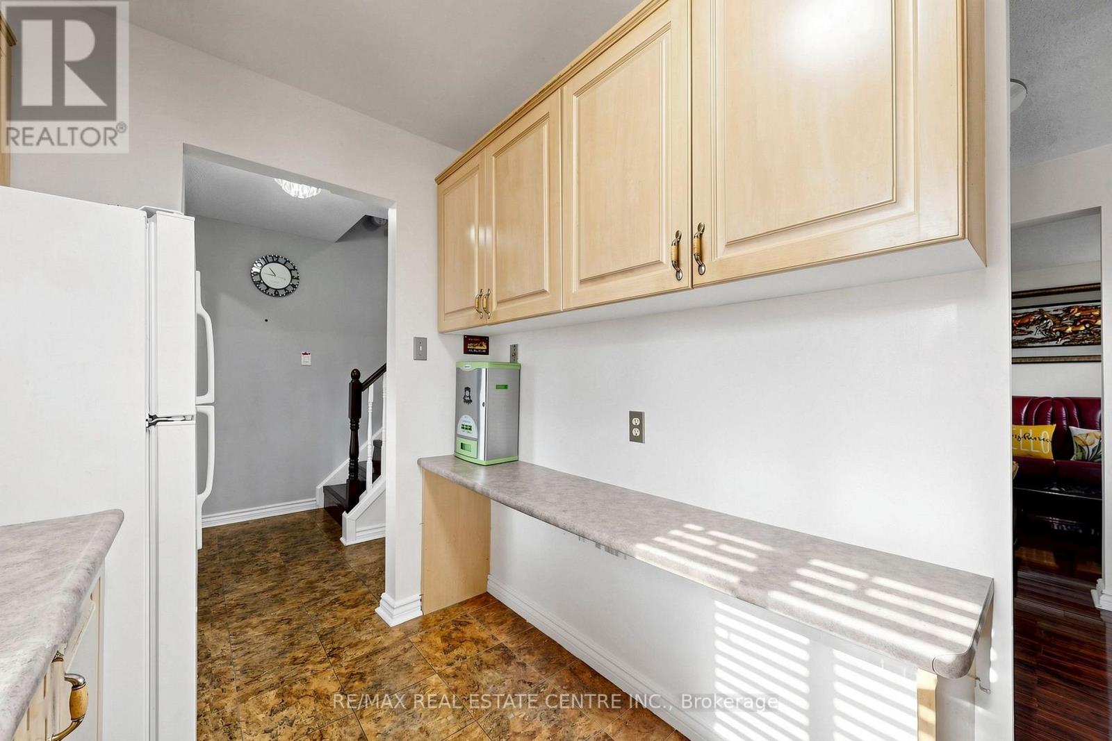 1 HAWKINS COURT - Image 12
