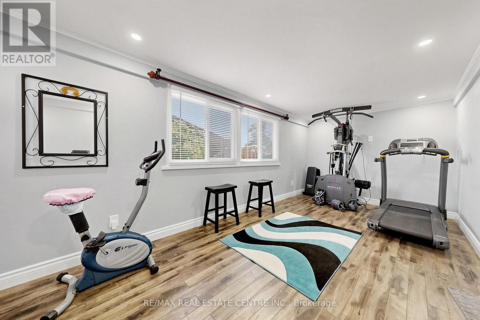 1 HAWKINS COURT - Image 13