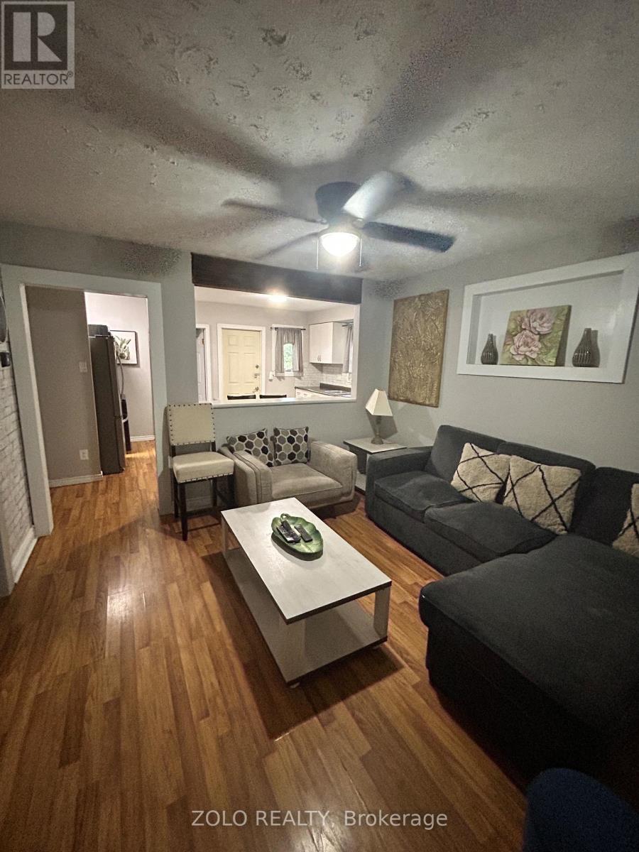 6325 MURRAY STREET - 4