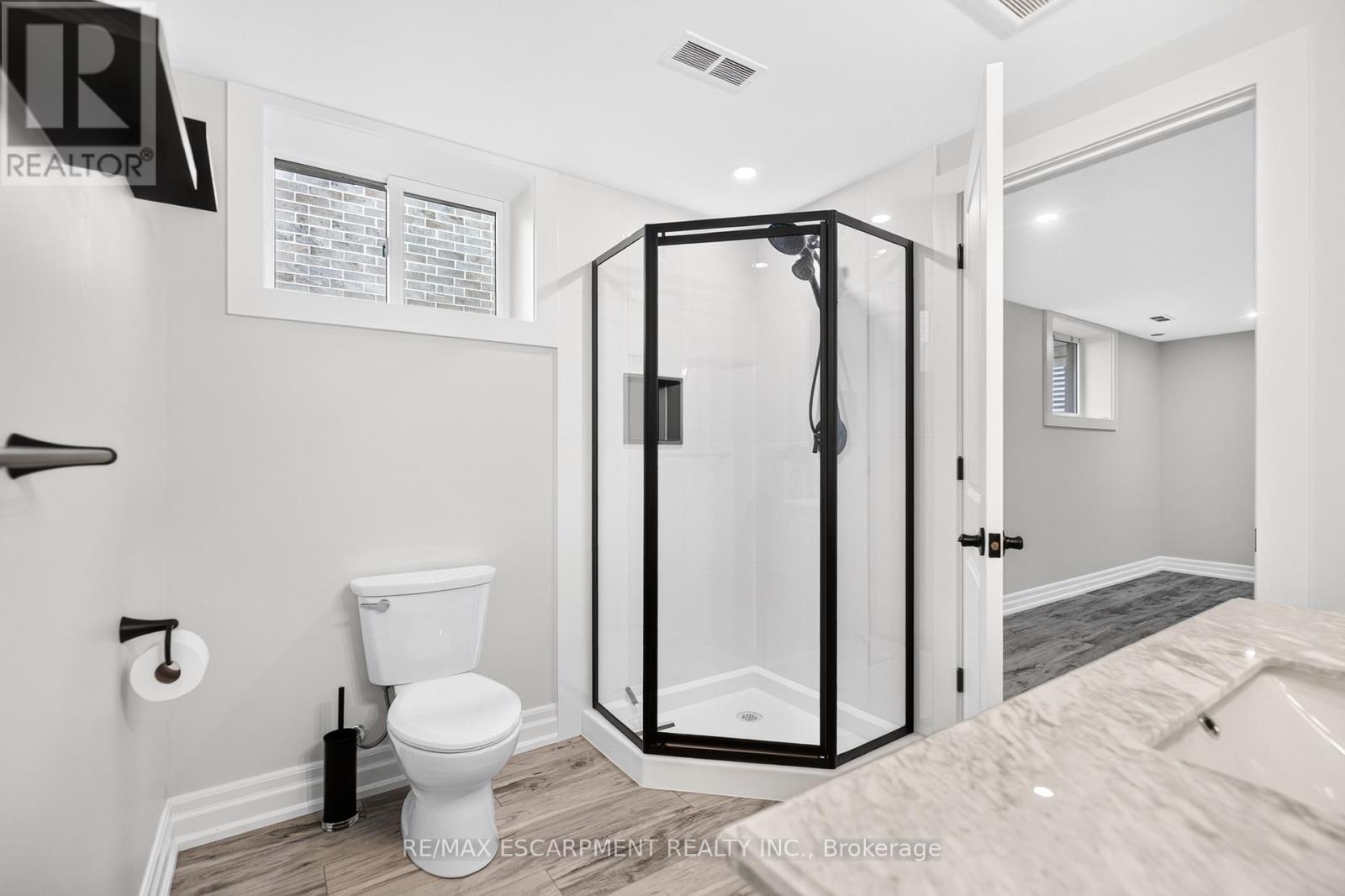 4237 MANSON LANE - 30
