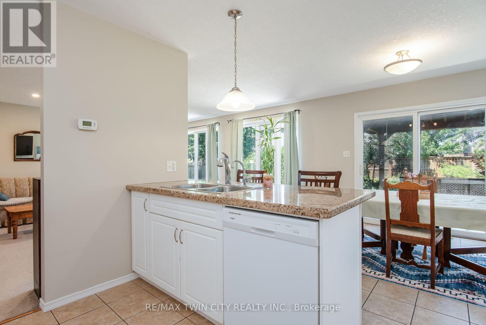 24 Joseph Lichti Lane, Wilmot, ON photo 17