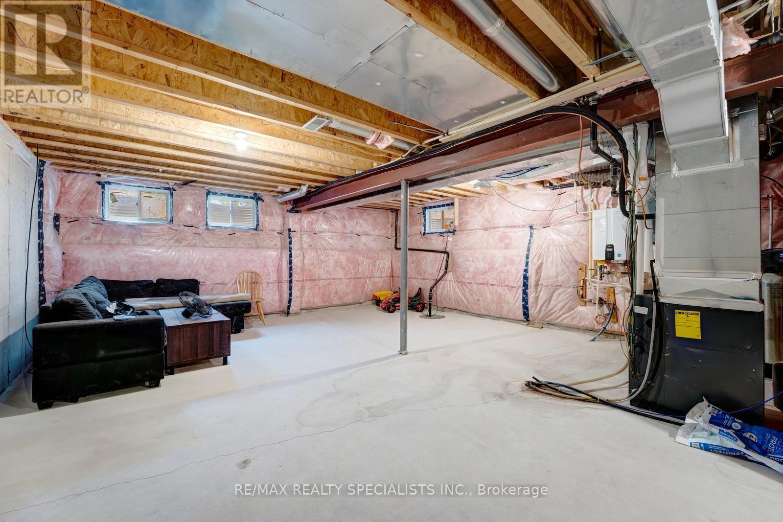 908 Sobeski Avenue, Woodstock, ON photo 46