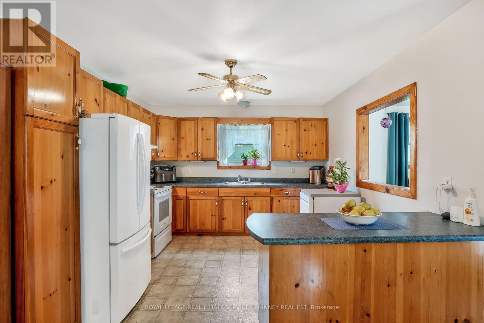 5073 Weslemkoon Lake Road, Tudor and Cashel, ON photo 10