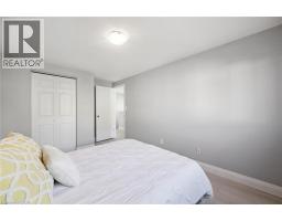 78 Foxglove Crescent, Kitchener, ON N2E3Y8 Photo 24