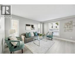 Living room - 78 Foxglove Crescent, Kitchener, ON N2E3Y8 Photo 8