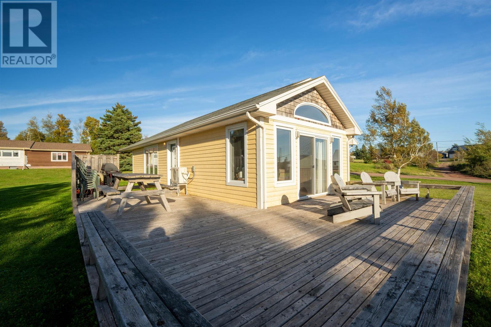 25 BURNS Avenue - 3