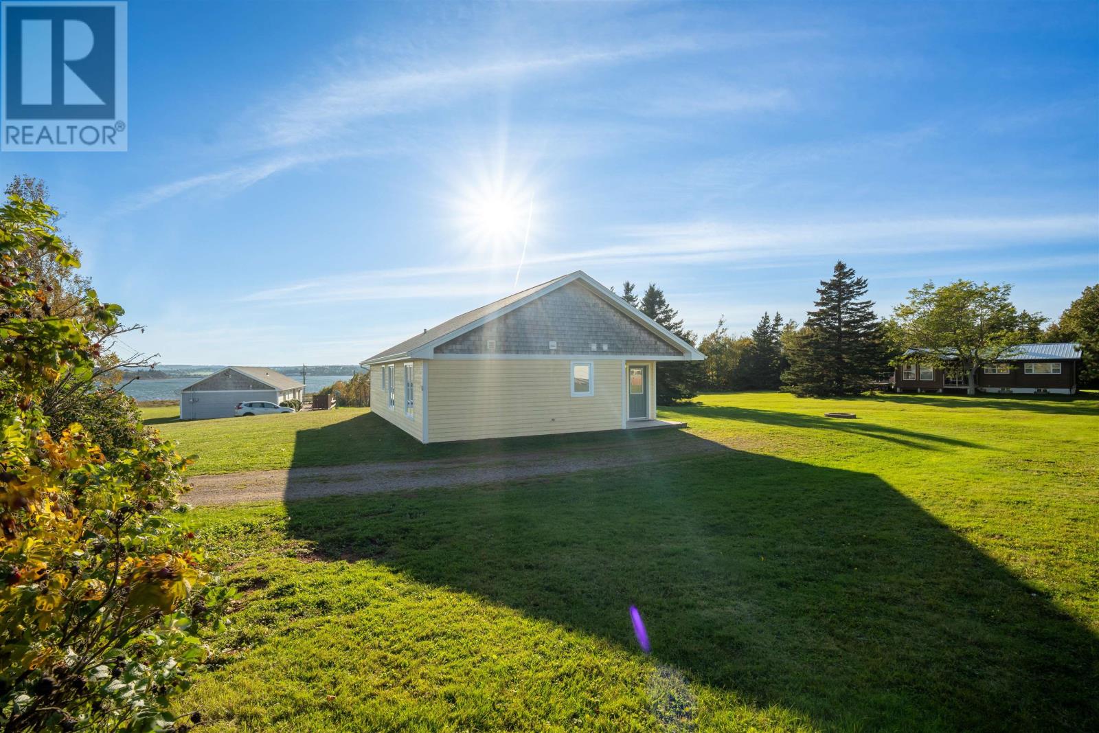25 BURNS Avenue - 5