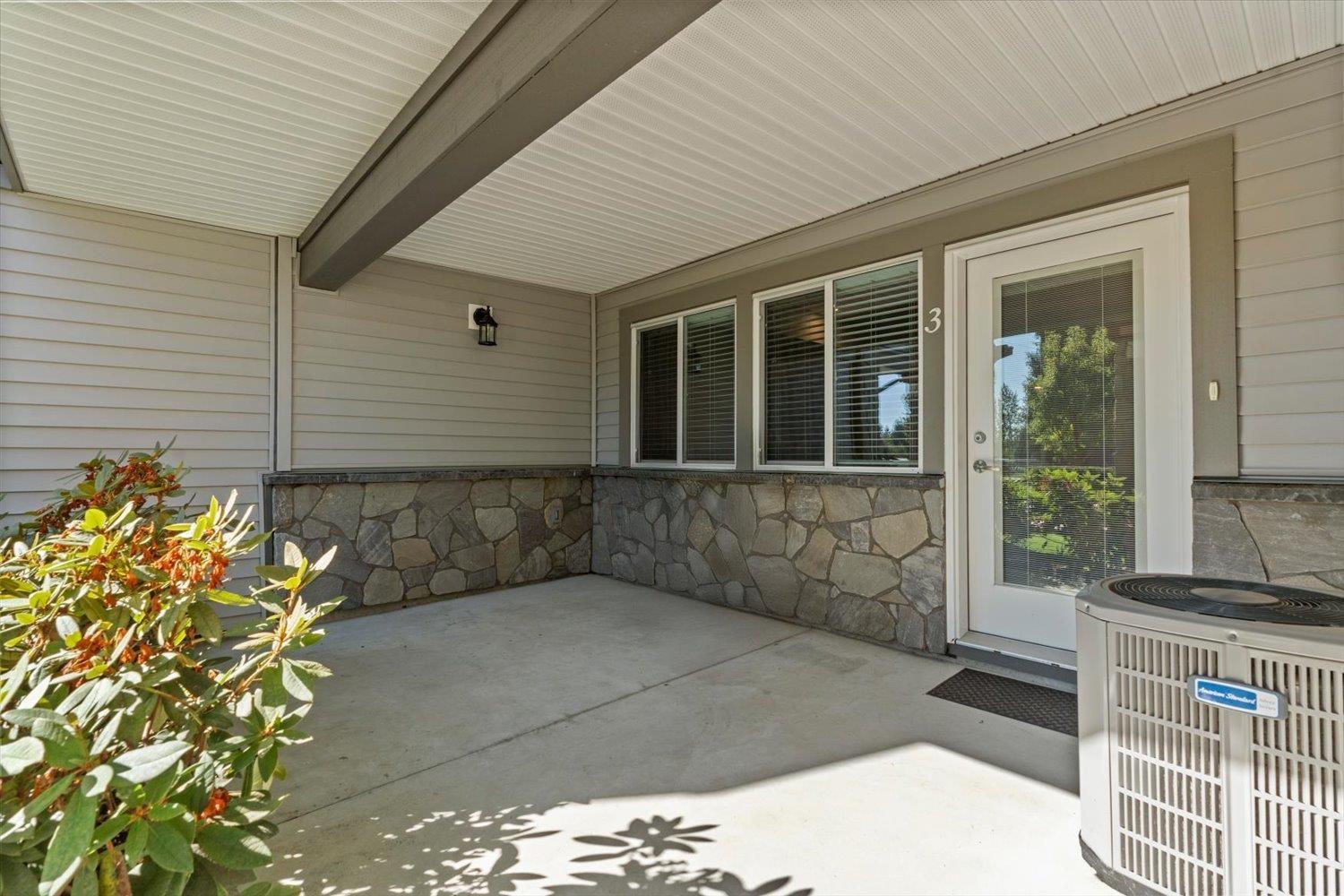 Photo of 3 32955 MILL LAKE ROAD 37