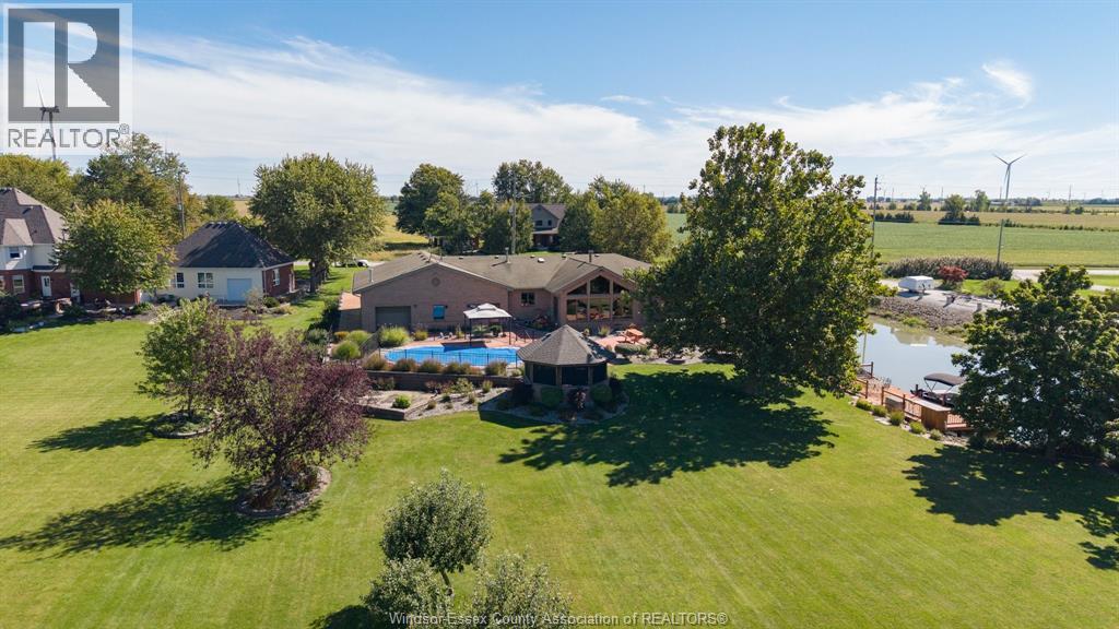 931 EAST RUSCOM RIVER ROAD - 47