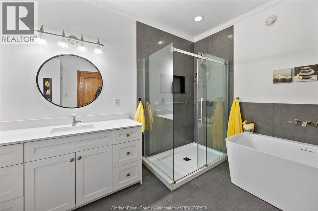 931 EAST RUSCOM RIVER ROAD - Image 21