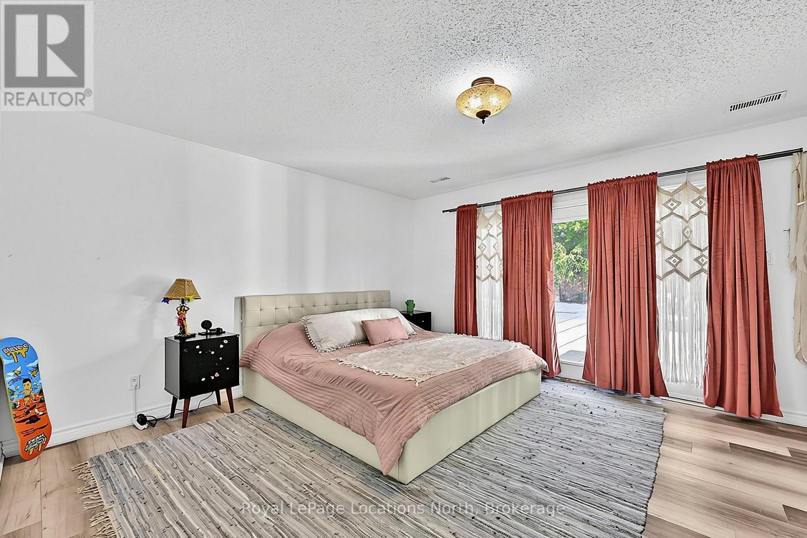 39 FOREST DRIVE - Image 24
