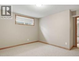 209 Oakmere Close - photo 26